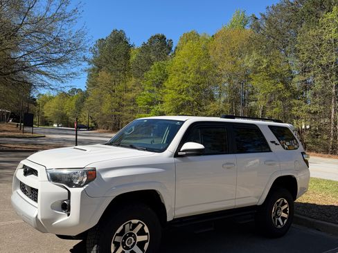 Used 2020 Toyota 4Runner TRD Off-Road image 1