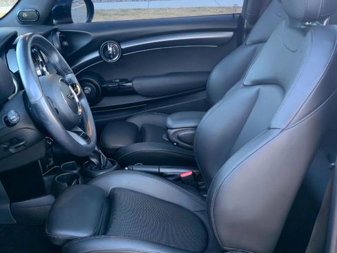 Used 2022 MINI Cooper S image 11