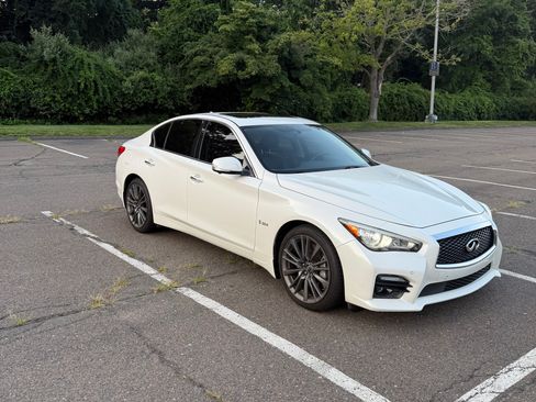 Used 2016 INFINITI Q50 Red Sport 400 AWD/4WD image 25