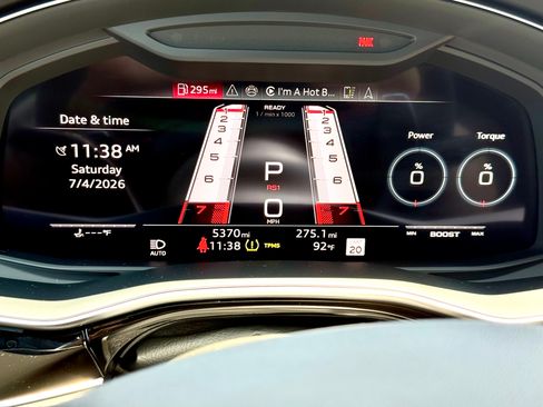 Used 2025 Audi RS Q8 performance AWD/4WD image 8