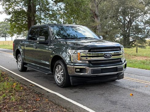 Used 2018 Ford F150 Lariat RWD image 26