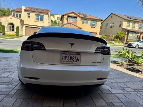 Used 2020 Tesla Model 3 Long Range image 8