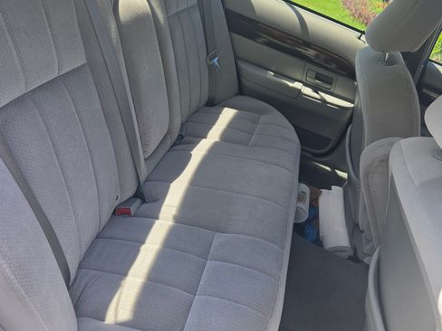 Used 2004 Mercury Grand Marquis GS RWD image 13