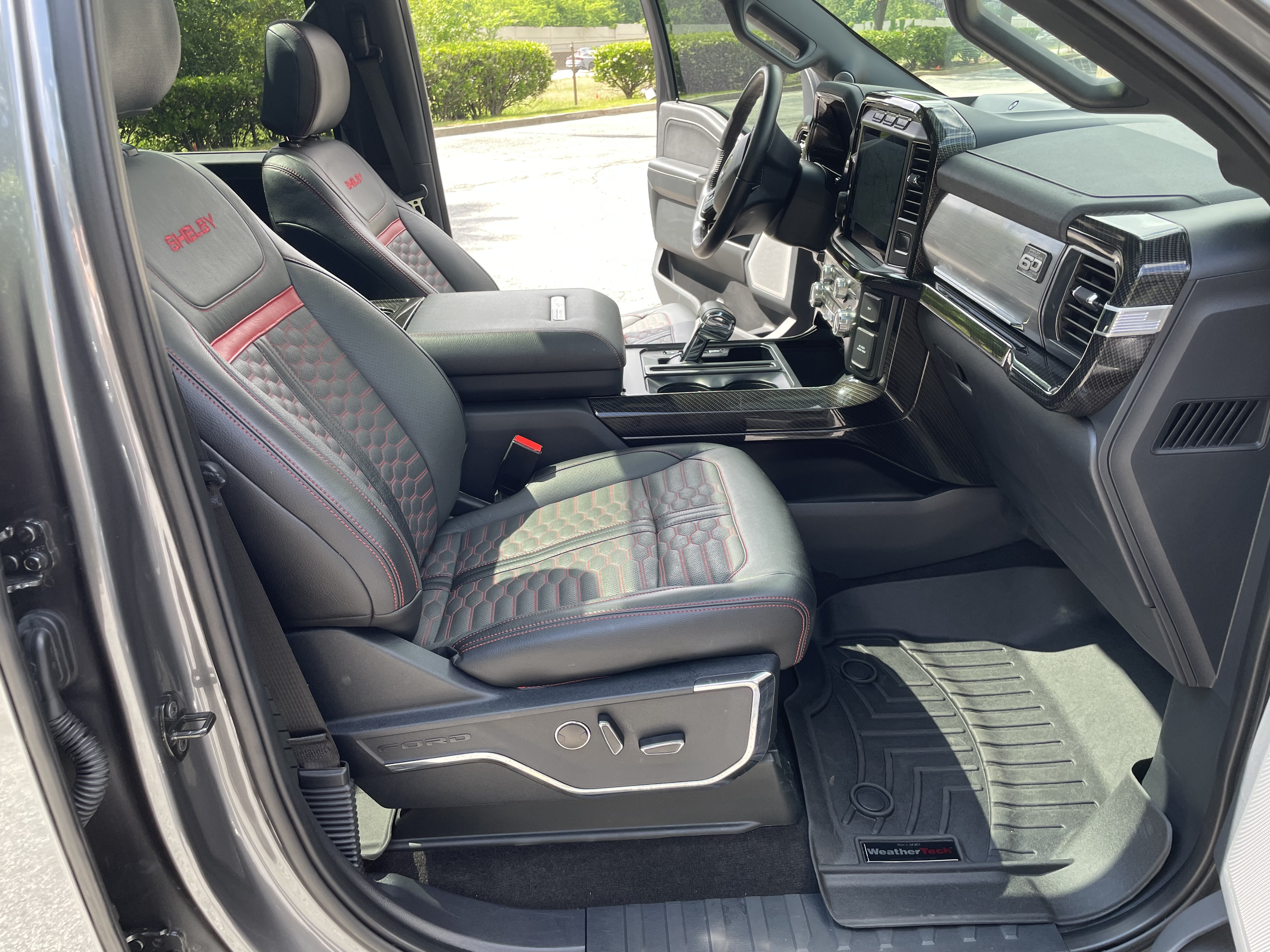 Used 2022 Ford F150 Lariat w/ Equipment Group 502A High AWD/4WD image 25
