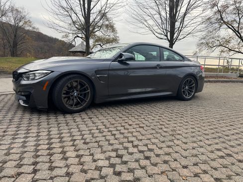 Used 2015 BMW M4 Coupe image 5