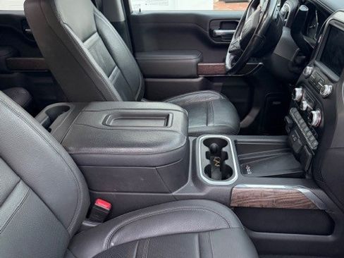 Used 2022 GMC Sierra 1500 Denali w/ Denali Premium Package image 6