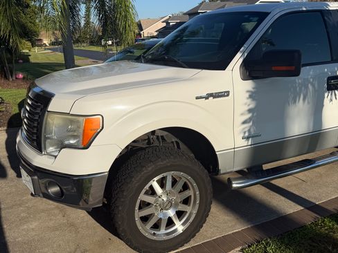 Used 2012 Ford F150 XLT w/ XLT Chrome Pkg image 9
