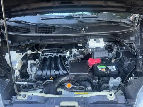 Used 2013 Nissan NV200 SV w/ Technology Pkg FWD image 17