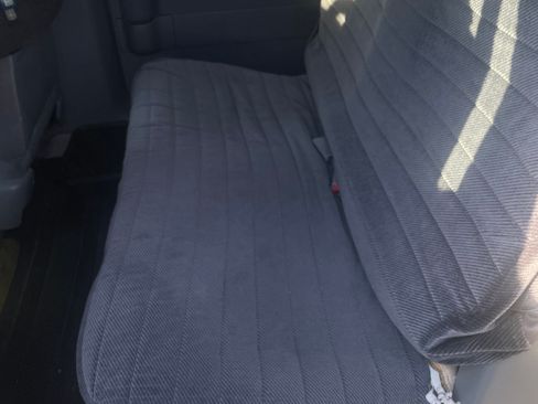 Used 2002 Toyota Sienna CE image 5