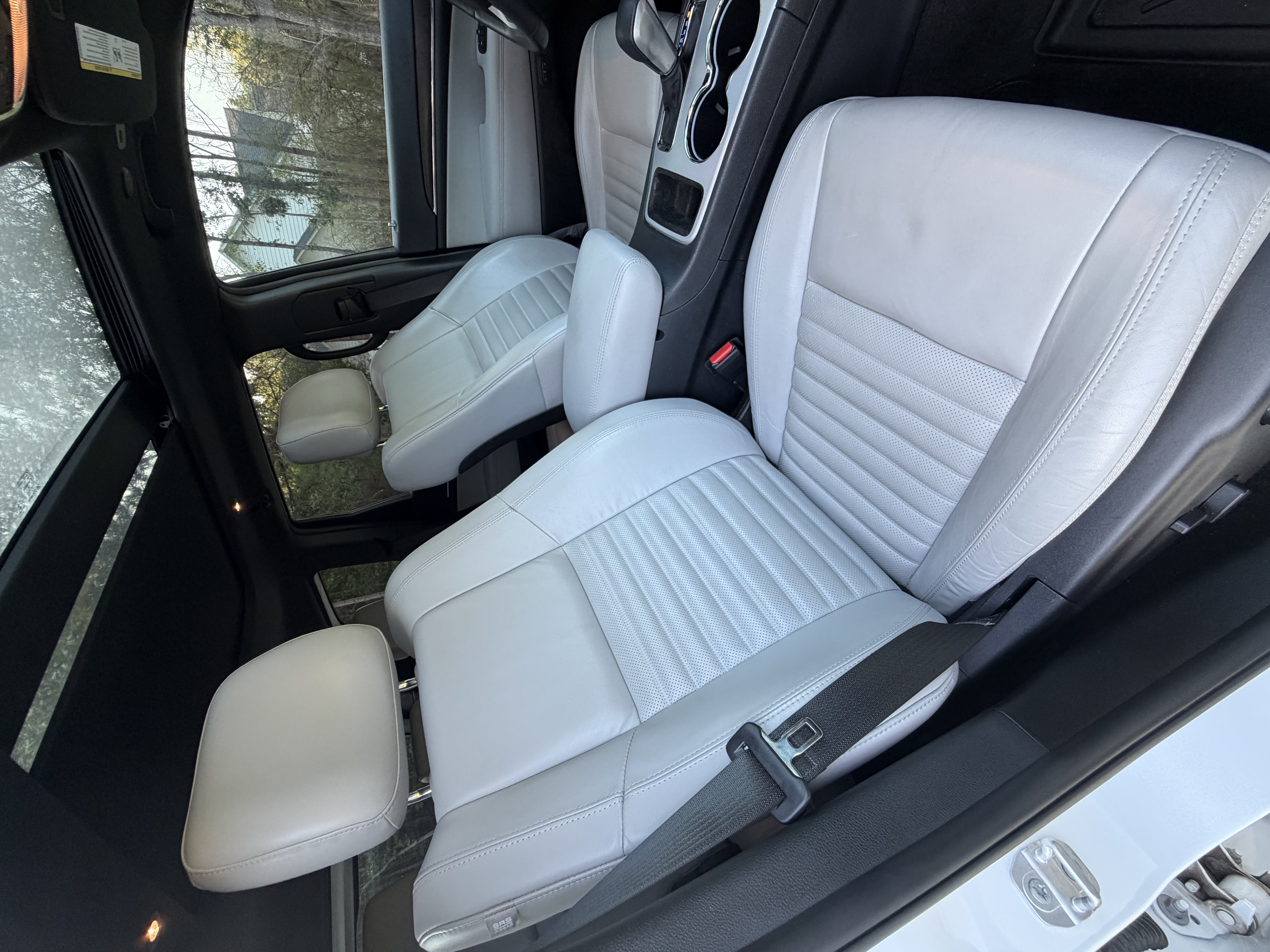 Used 2018 Jeep Grand Cherokee Limited RWD image 32