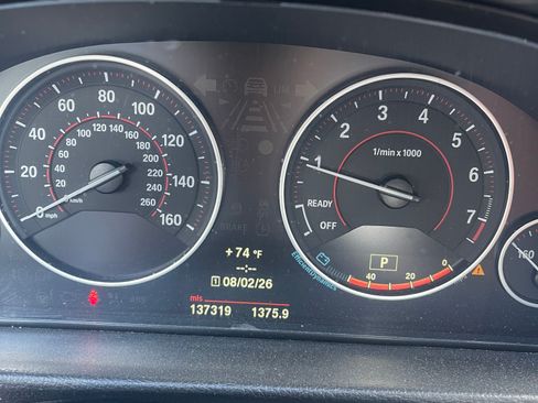 Used 2013 BMW 335i xDrive Sedan AWD/4WD image 2