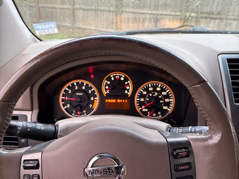 Used 2012 Nissan Armada SV w/ Driver Pkg image 10