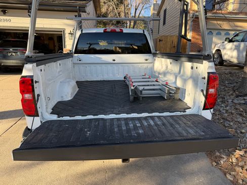 Used 2019 Chevrolet Silverado 1500 LT w/ All Star Edition image 6