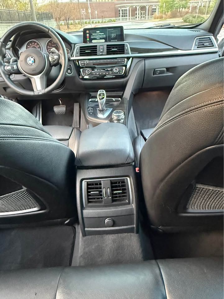 Used 2017 BMW 340i Sedan RWD image 17