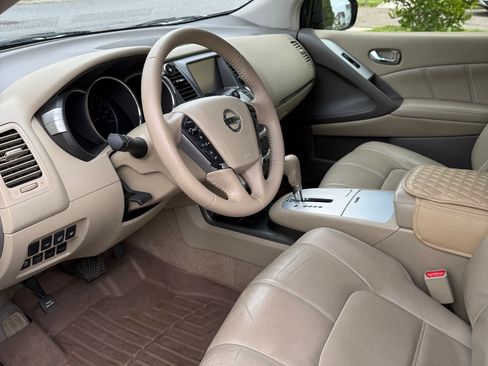 Used 2014 Nissan Murano SL w/ Navigation Package AWD/4WD image 2