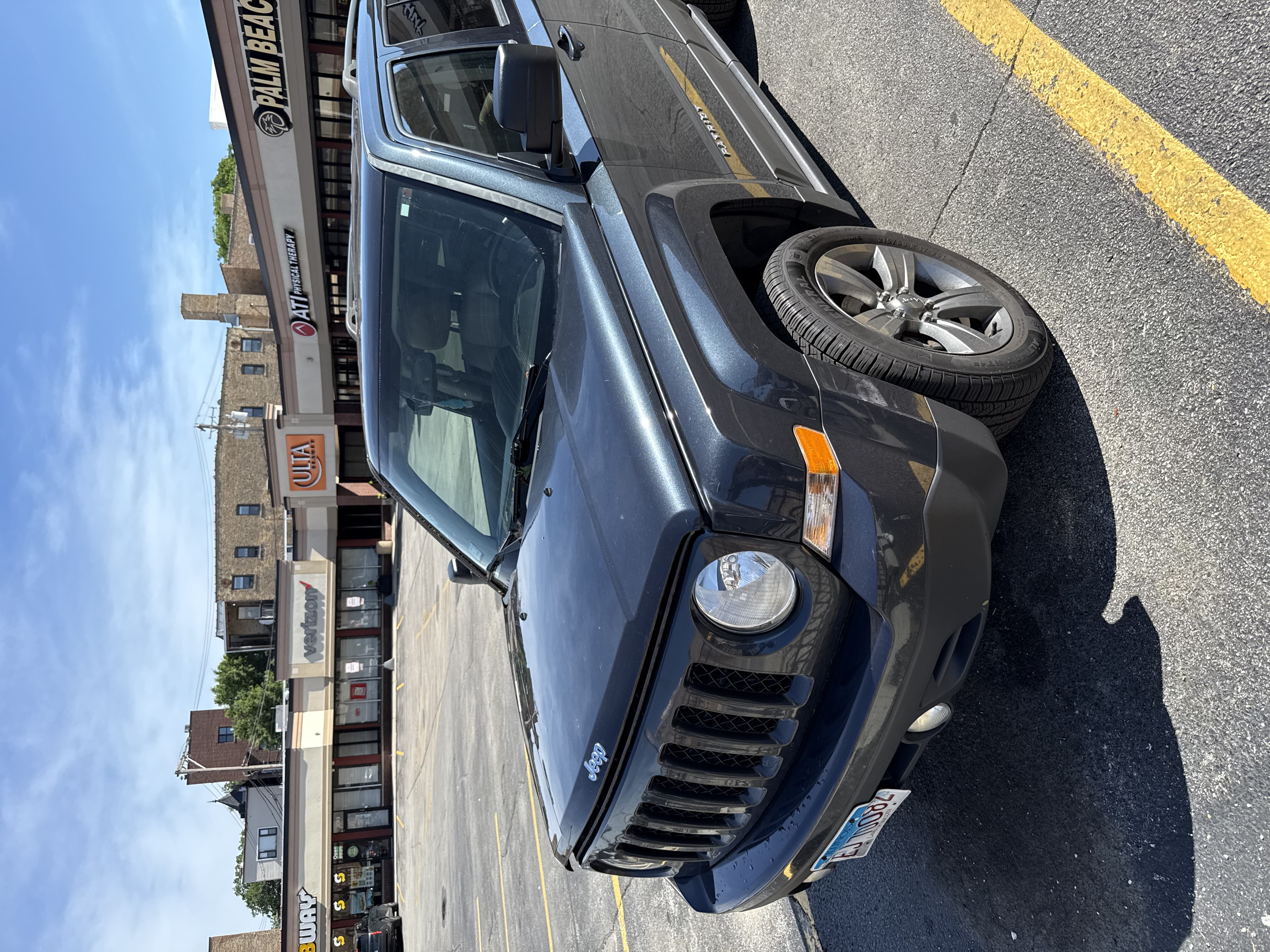 Used 2015 Jeep Patriot High Altitude FWD image 1
