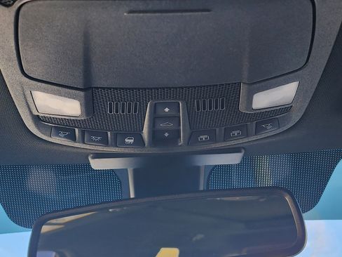 Used 2015 Ford F150 Platinum w/ Equipment Group 701A Luxury image 17