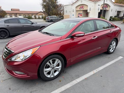 Used 2013 Hyundai Sonata Limited w/ Premium Pkg image 6