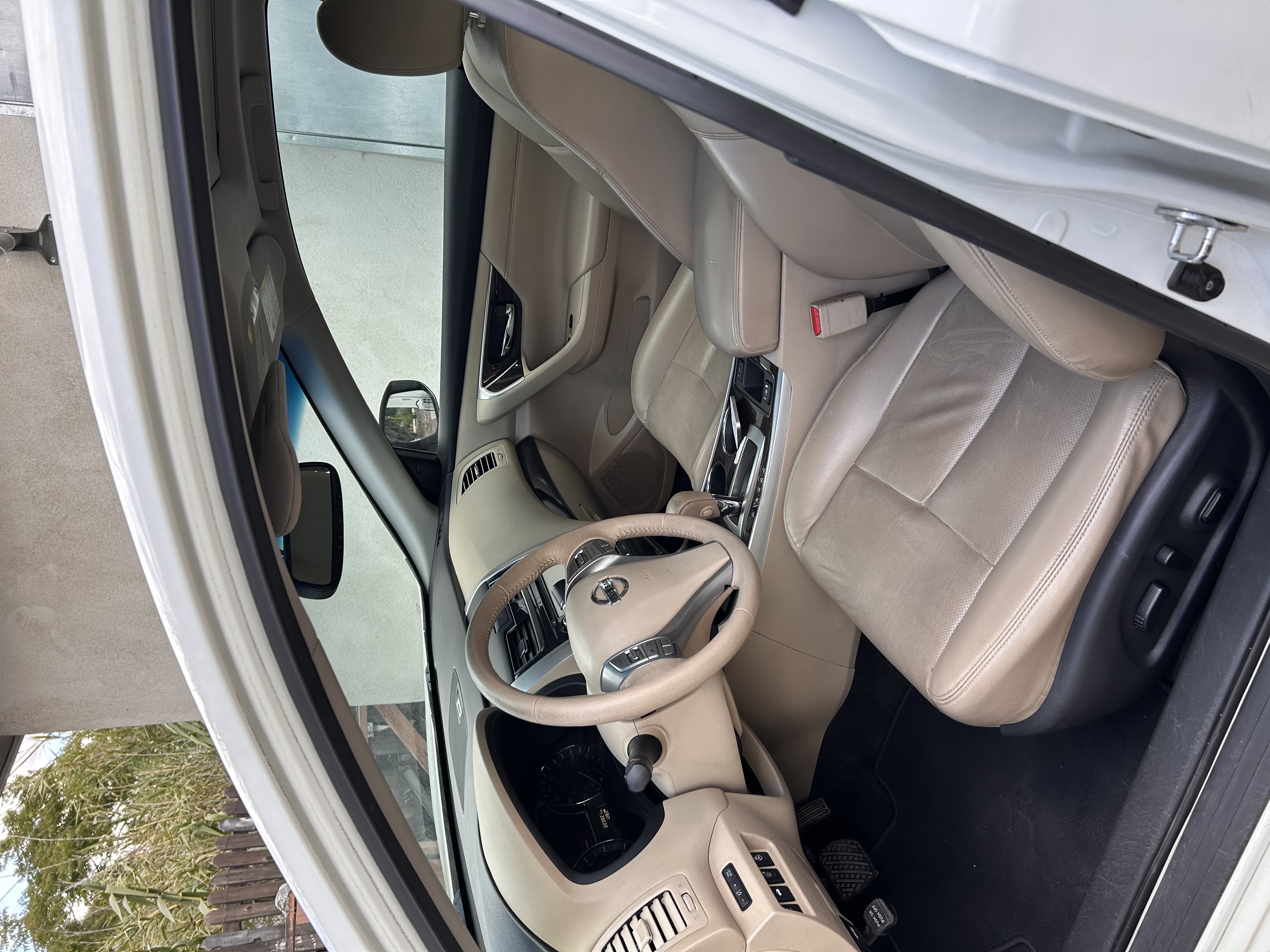 Used 2015 Nissan Altima 2.5 SL w/ Technology Package FWD image 9