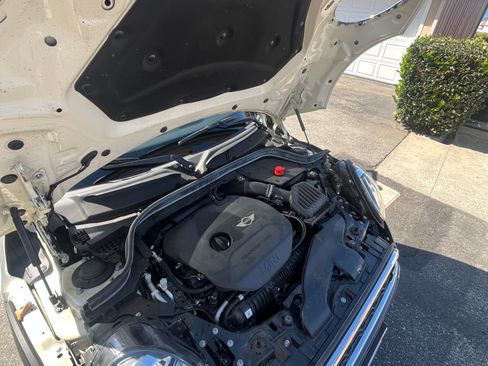 Used 2017 MINI Cooper S image 13