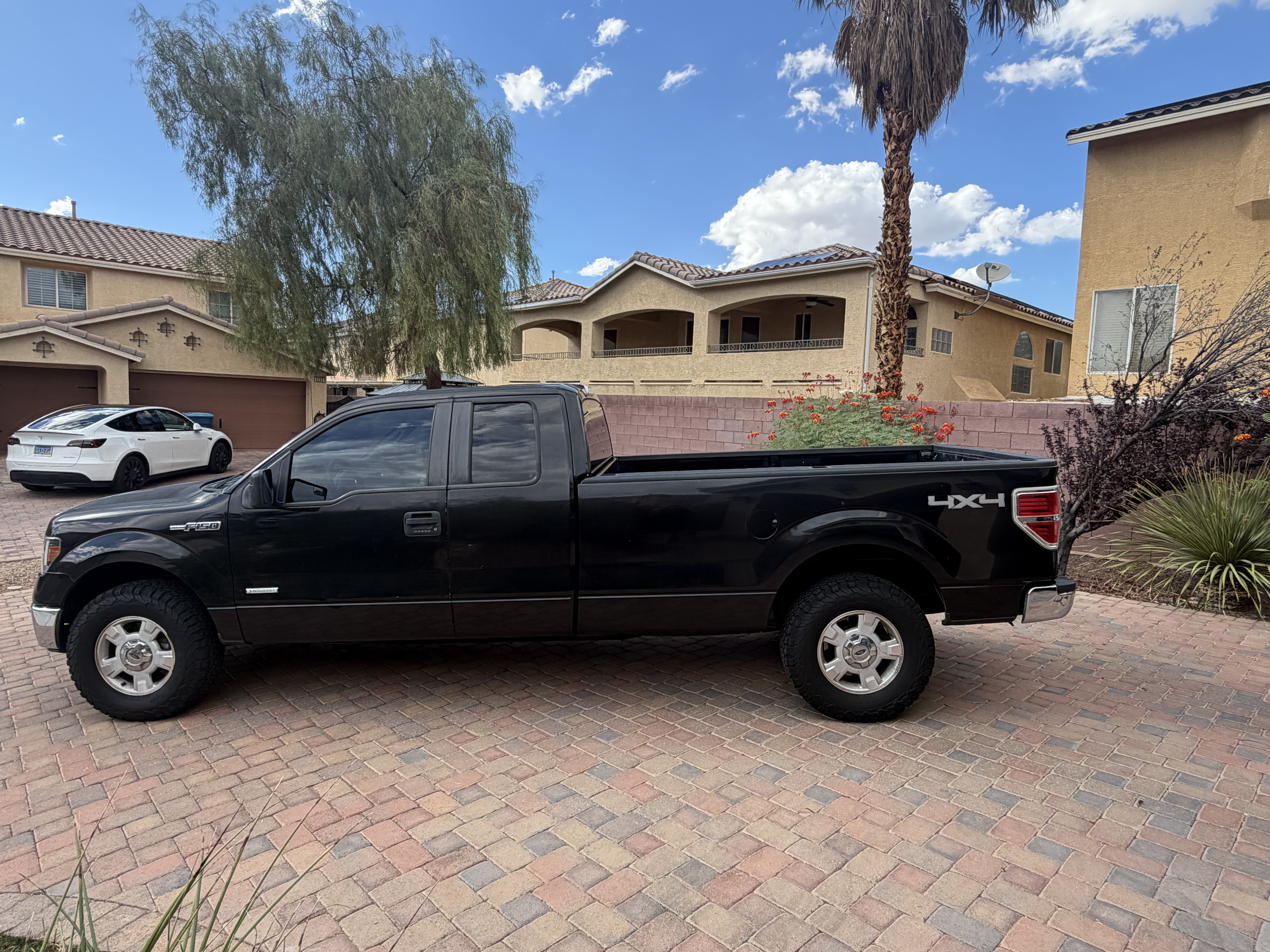 Used 2013 Ford F150 XLT w/ Trailer Tow Pkg AWD/4WD image 9