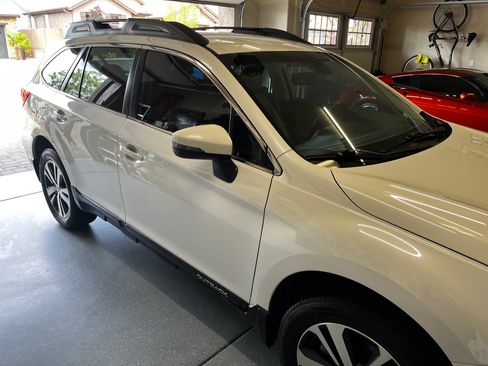 Used 2019 Subaru Outback 3.6R Limited image 4