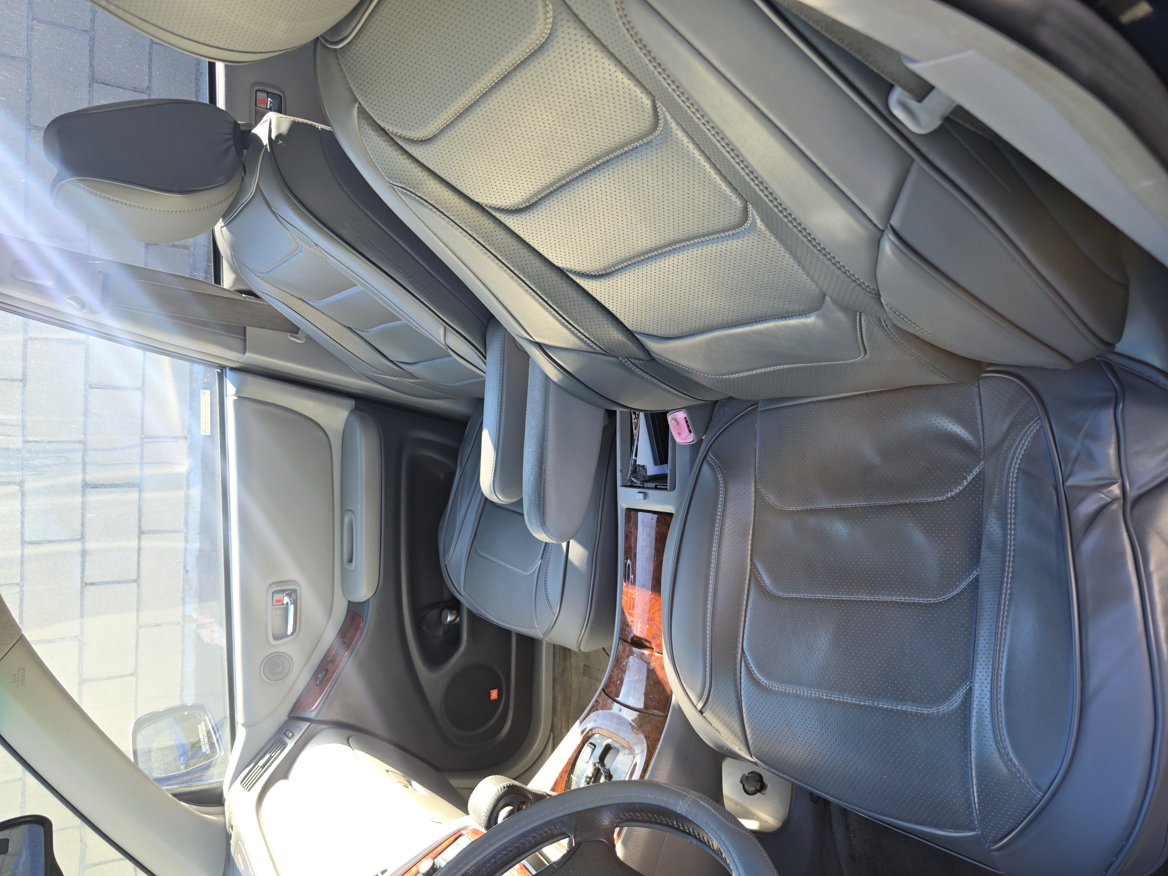 Used 2004 Toyota Highlander Limited w/ Leather Trim Pkg FWD image 6