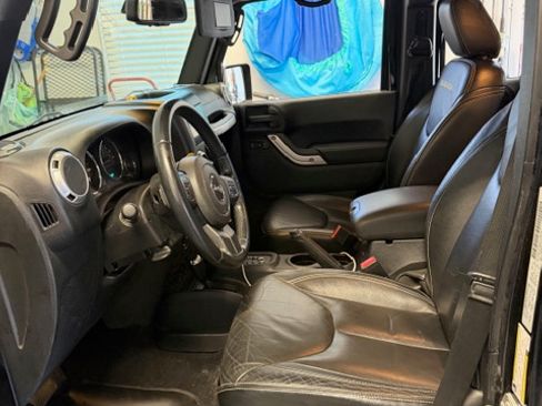 Used 2015 Jeep Wrangler Unlimited Sahara w/ Trailer Tow Group image 16