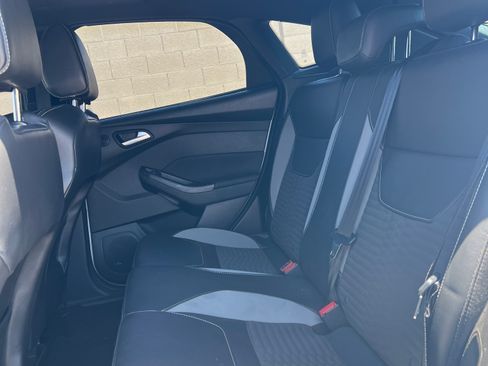 Used 2018 Ford Focus ST w/ Equipment Group 401A image 11