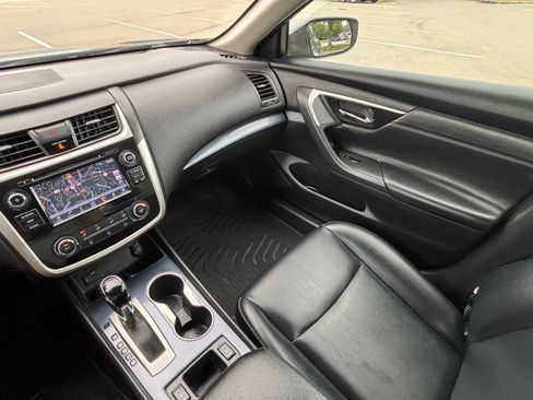 Used 2018 Nissan Altima 2.5 SR w/ SR Special Edition FWD image 8