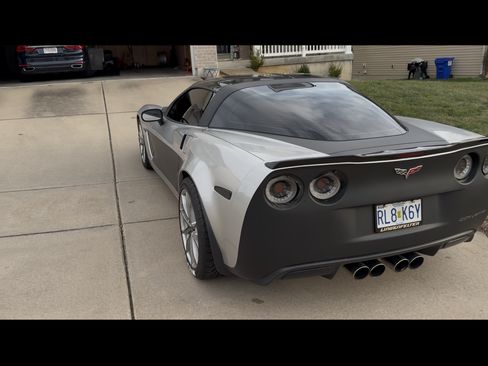 Used 2005 Chevrolet Corvette Coupe w/ Preferred Equipment Group image 8