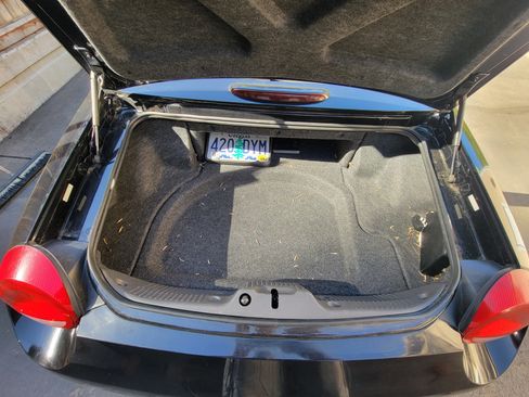 Used 2002 Ford Thunderbird image 12