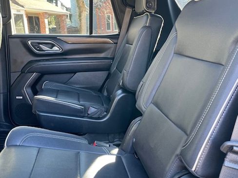 Used 2023 Chevrolet Tahoe Premier image 6