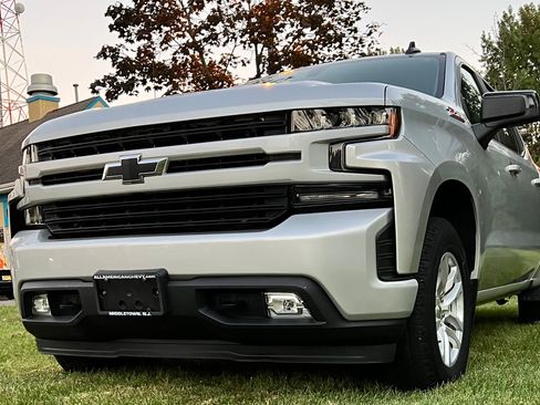 Used 2019 Chevrolet Silverado 1500 RST w/ All-Star Edition image 2