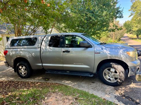 Used 2007 Toyota Tundra SR5 image 4