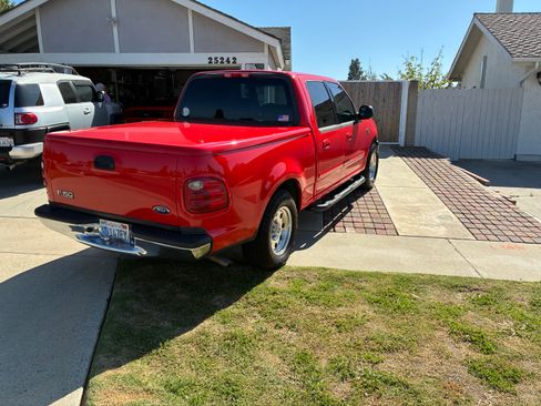 Used 2001 Ford F150 XLT image 5