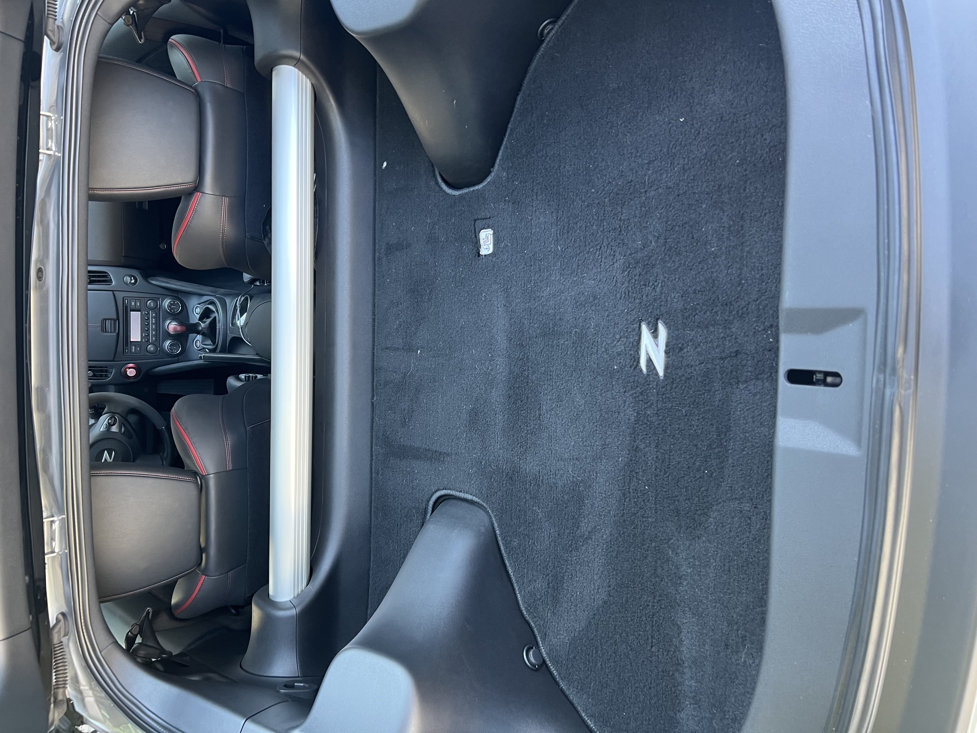Used 2020 Nissan 370Z Coupe RWD image 14