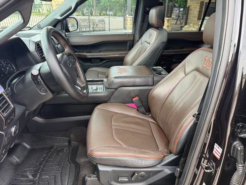 Used 2021 Ford Expedition King Ranch image 9