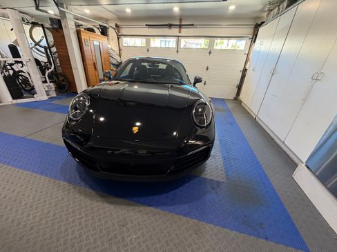 Used 2023 Porsche 911 Carrera T image 5
