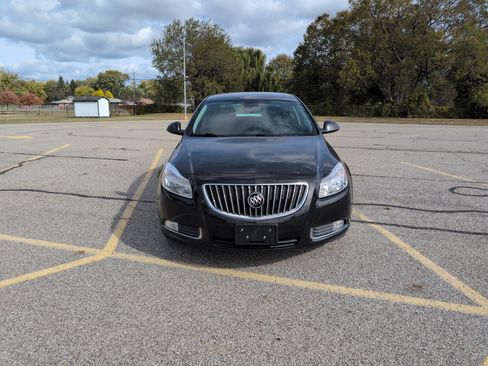 Used 2011 Buick Regal CXL image 5