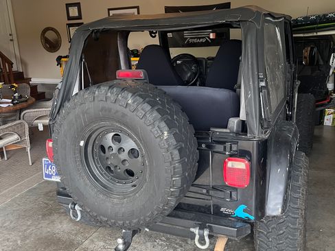 Used 1999 Jeep Wrangler Sahara image 16