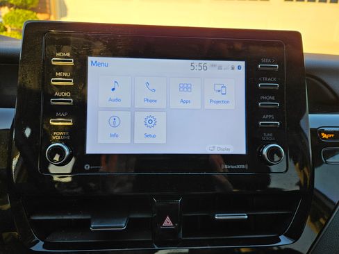 Used 2023 Toyota Camry SE image 16