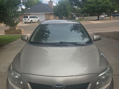 Used 2009 Toyota Corolla FWD image 4