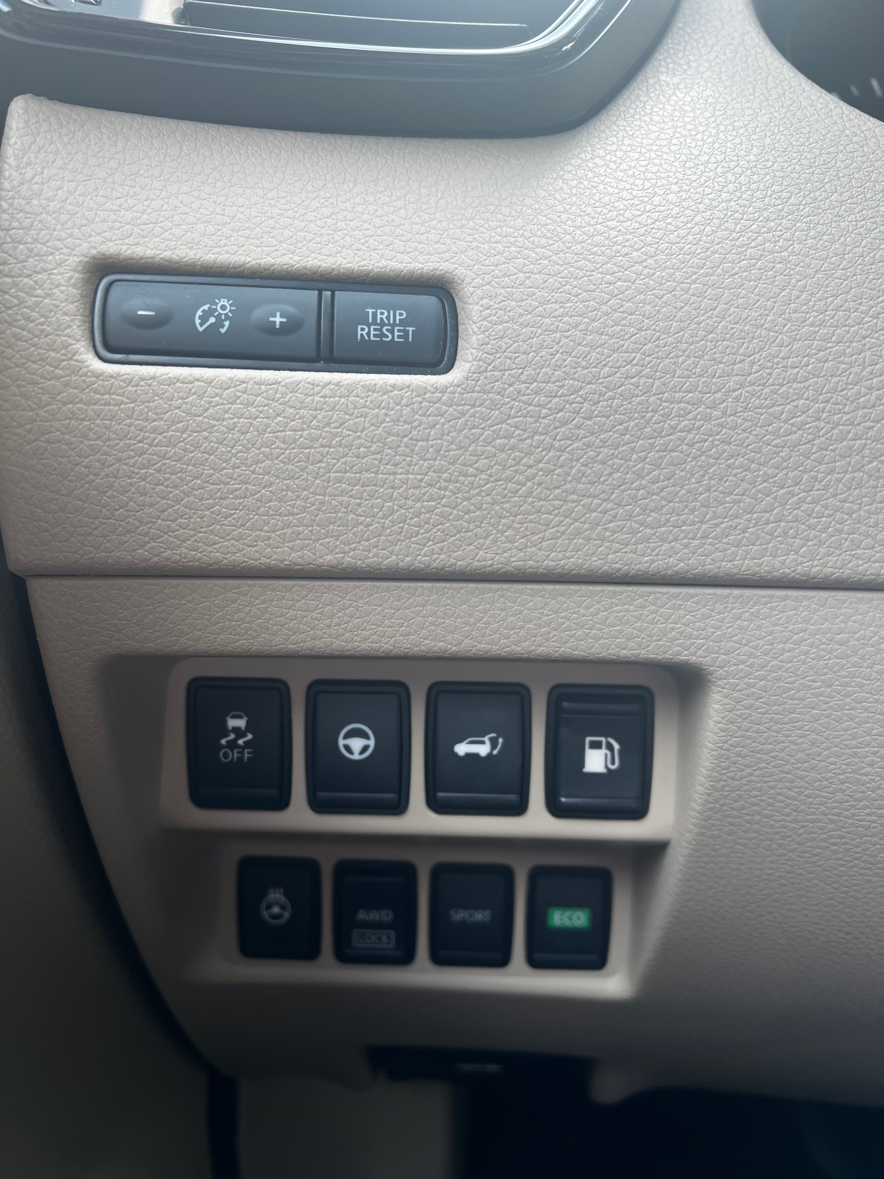 Used 2019 Nissan Rogue SL w/ Premium Package AWD/4WD image 12