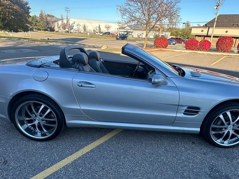 Used 2005 Mercedes-Benz SL 500 SL 500 Roadster 2D image 2