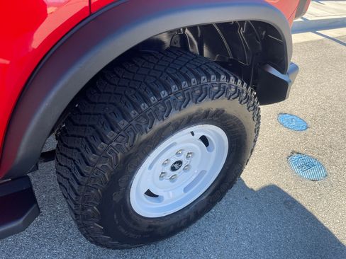 Used 2024 Ford Bronco Heritage Edition image 25