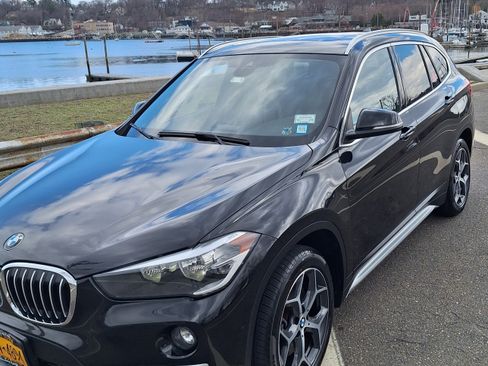 Used 2019 BMW X1 xDrive28i w/ Convenience Package image 1