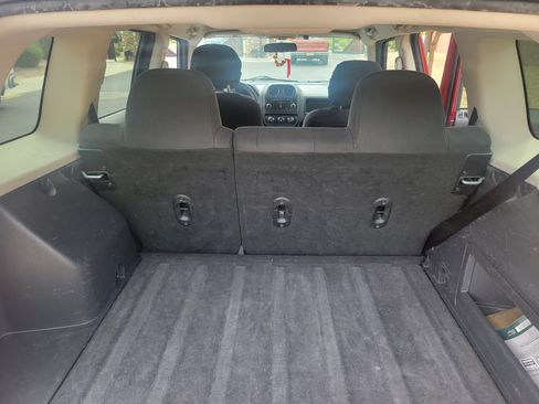 Used 2013 Jeep Patriot Sport image 14