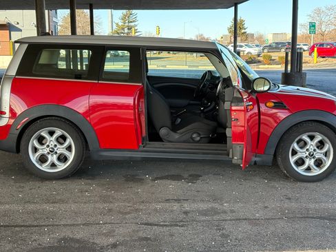 Used 2011 MINI Cooper Clubman image 9