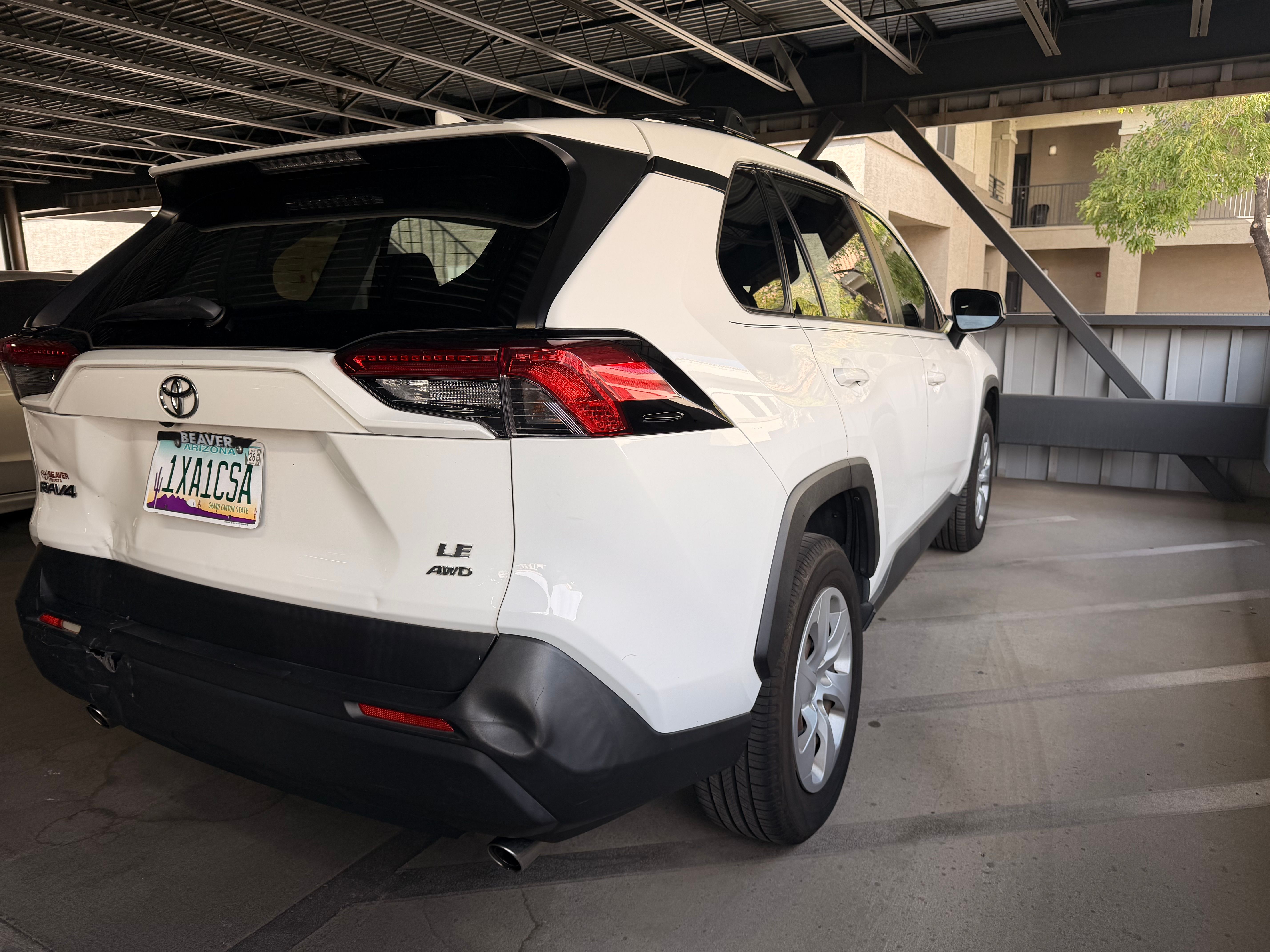 Used 2020 Toyota RAV4 LE AWD/4WD image 13
